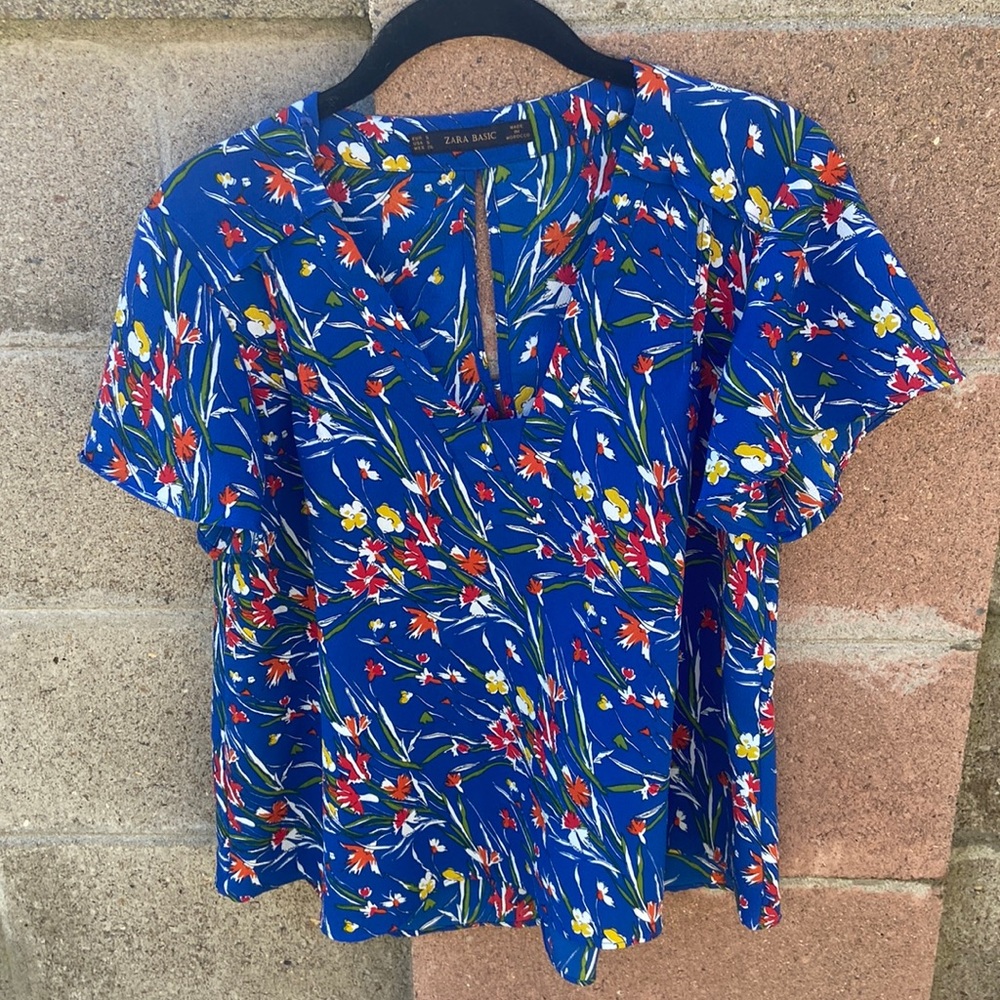 Zara basics flare short sleeve floral blouse